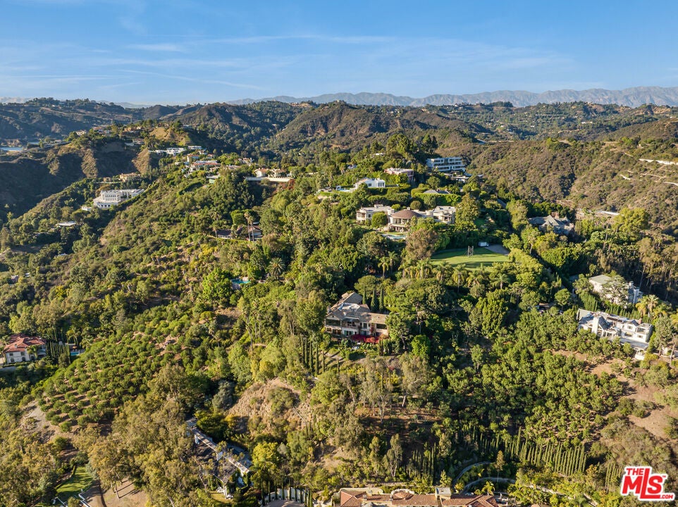 Photo of Listing #26673157