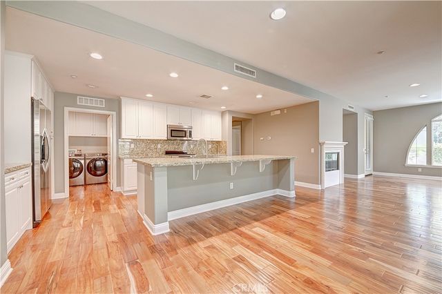 135 Pathway, Irvine