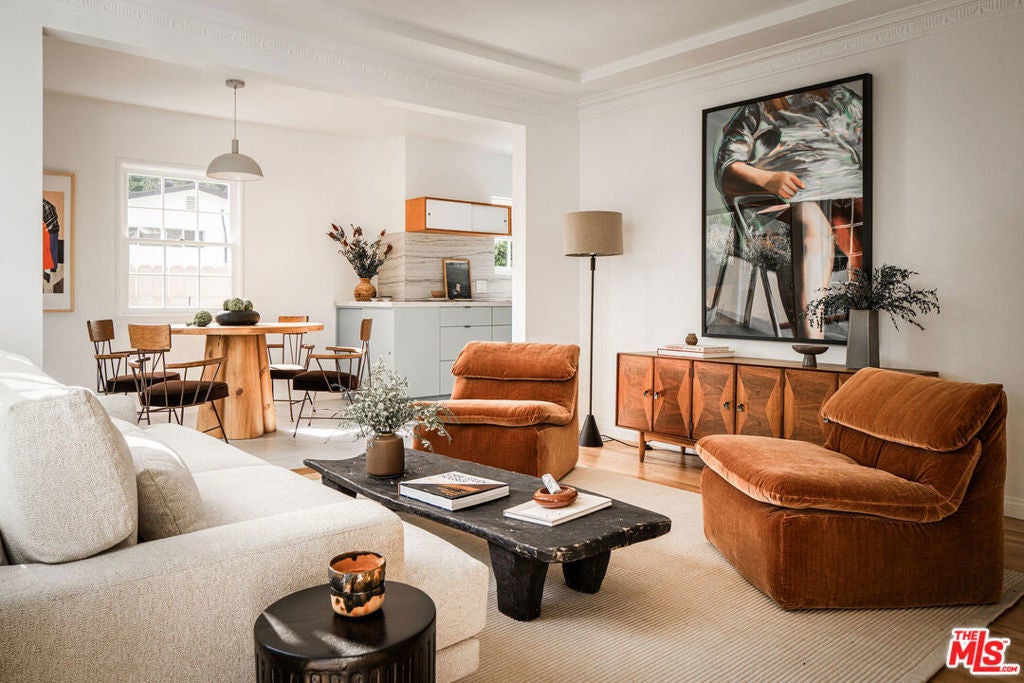 Photo of Listing #26669343