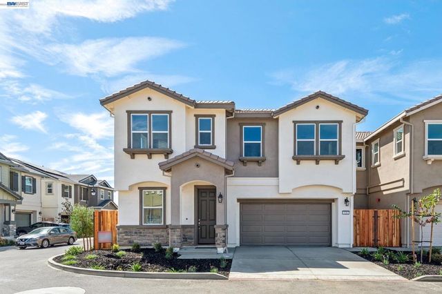 122 Creek View Cir, Fairfield