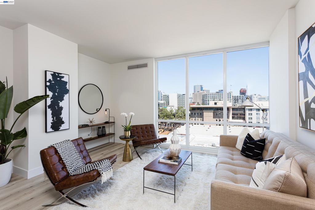 Photo of Listing #41129636