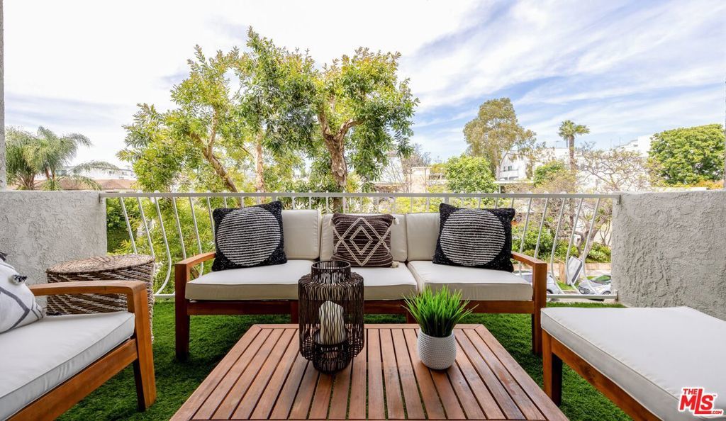 Photo of Listing #26673033