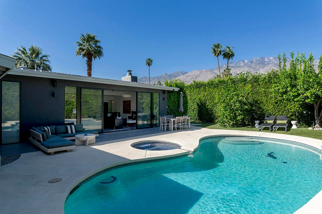 Photo of Listing #219145853PS