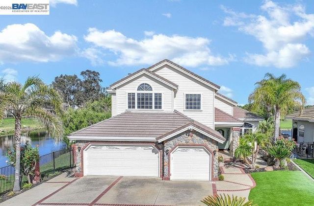 1001 Saint Andrews Dr, Discovery Bay