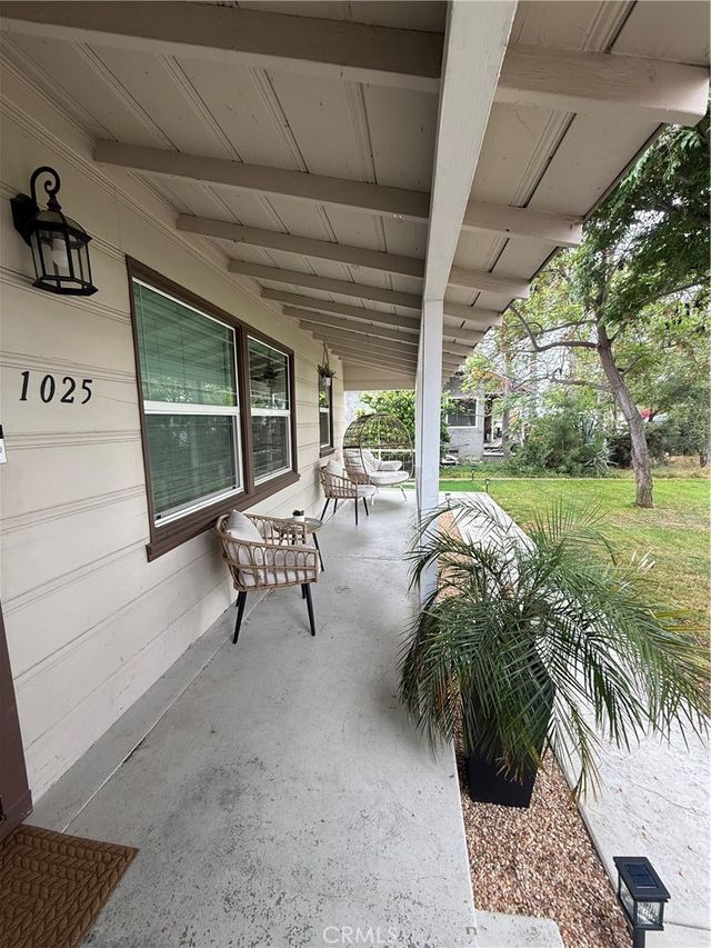 1025 Davids Road, Perris