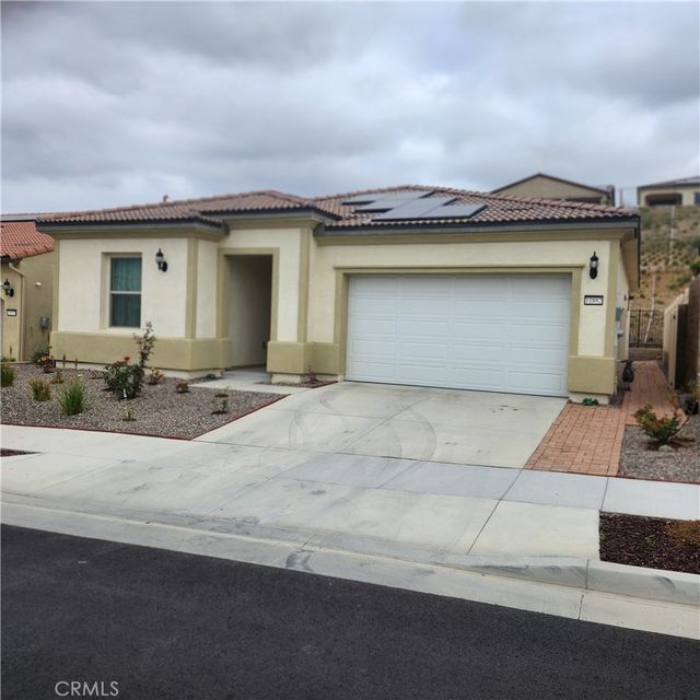 11882 Wandering Way, Corona