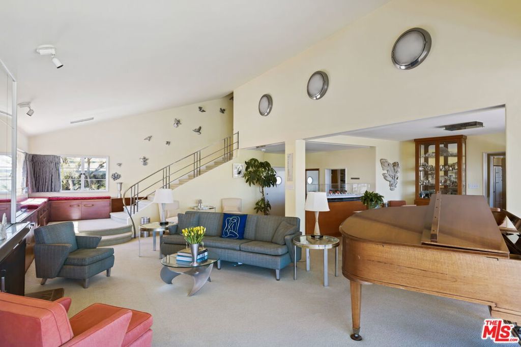 Photo of Listing #26650755