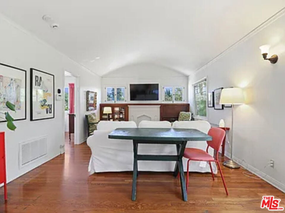 Photo of Listing #26673691