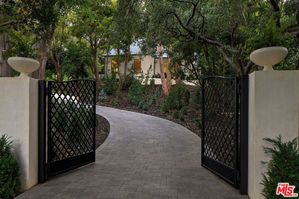 Photo of Listing #26671463