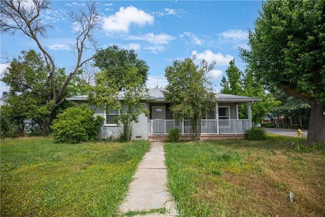 789 Yosemite, Merced