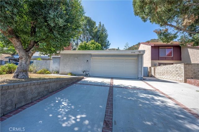 27440 Annette Jo Circle, Saugus