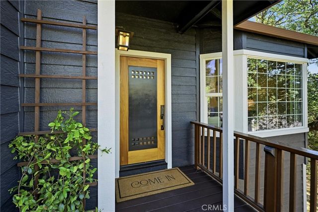 19345 Moon Ridge, Hidden Valley Lake