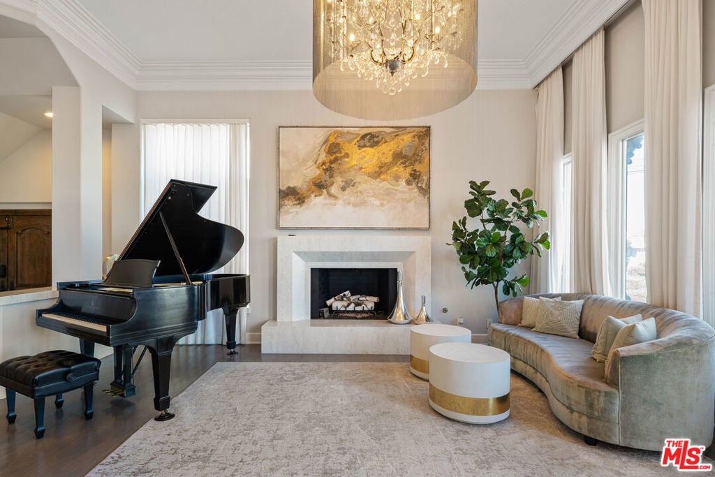 Photo of Listing #26673861