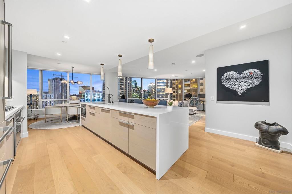 Photo of Listing #260008021SD