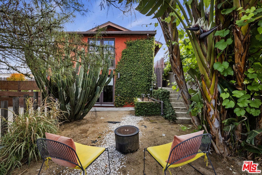 Photo of Listing #26672345