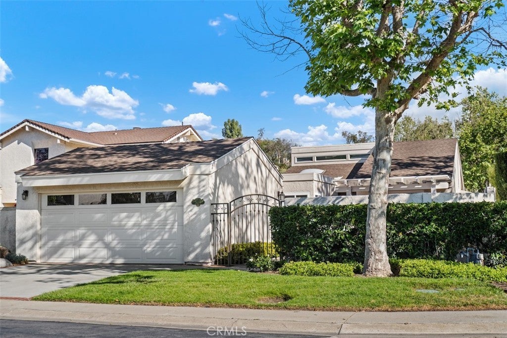 Photo of Listing #OC26072965