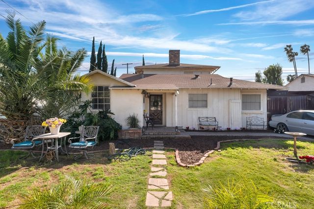 16638 Wyandotte, Lake Balboa
