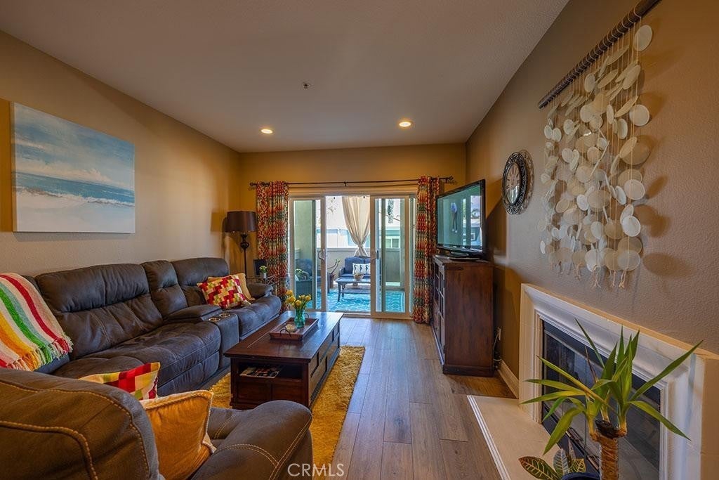 Photo of Listing #DW26073565