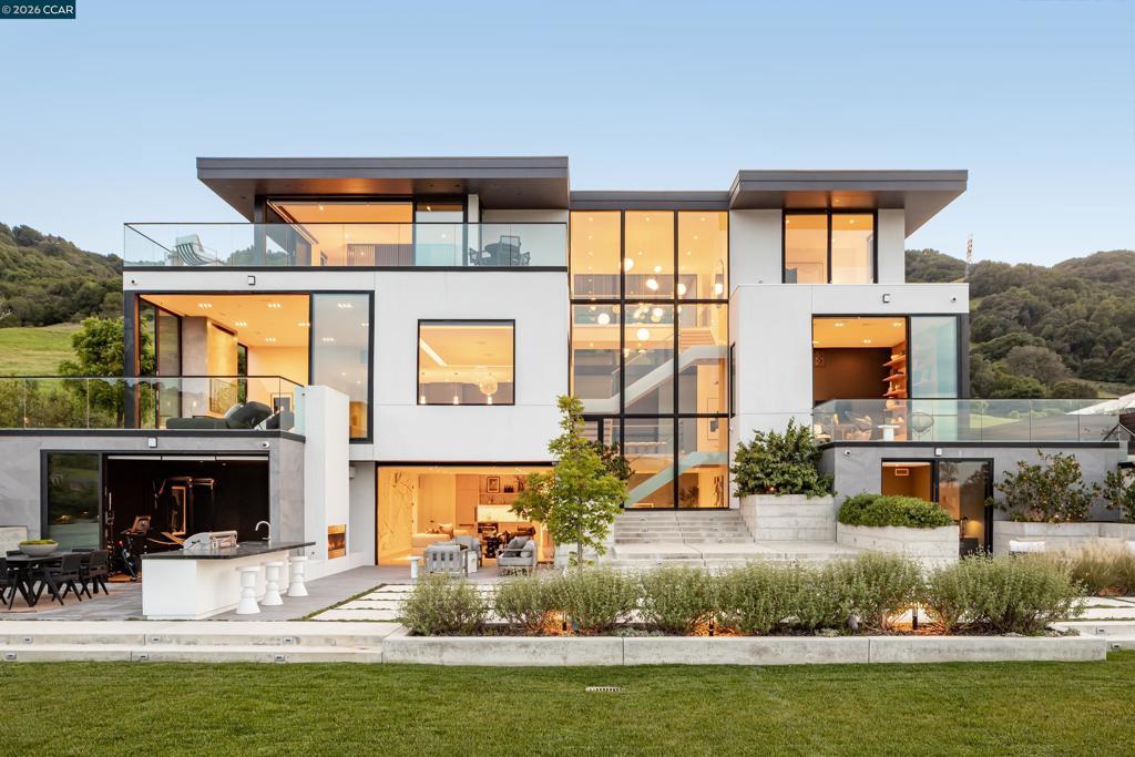 Photo of Listing #41129829