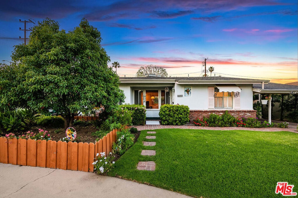 Photo of Listing #26673161