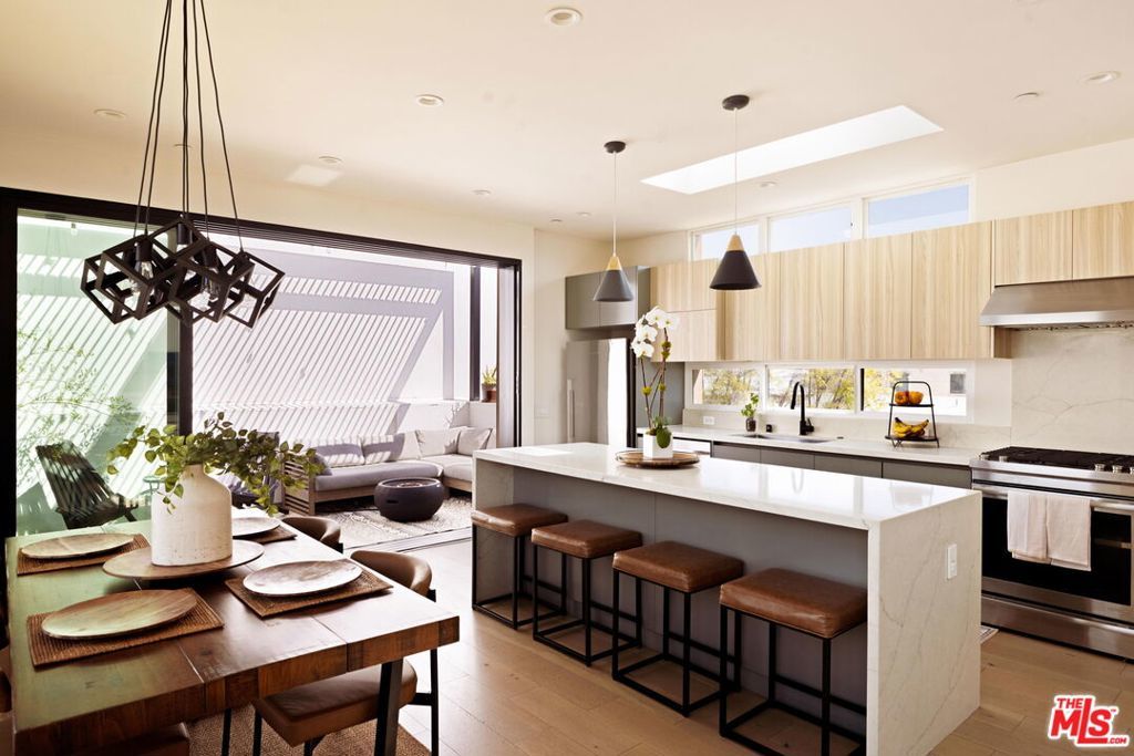 Photo of Listing #26673581