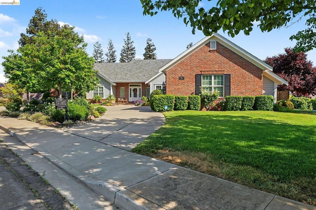 Photo of Listing #41129882