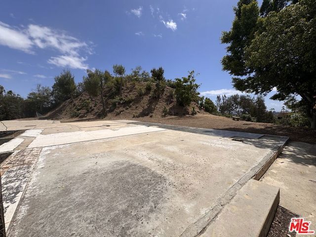 1309 Laurel Way, Beverly Hills