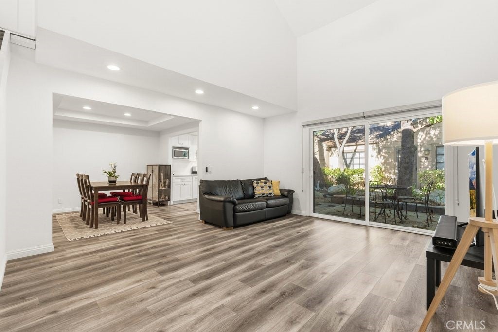 Photo of Listing #OC26069246