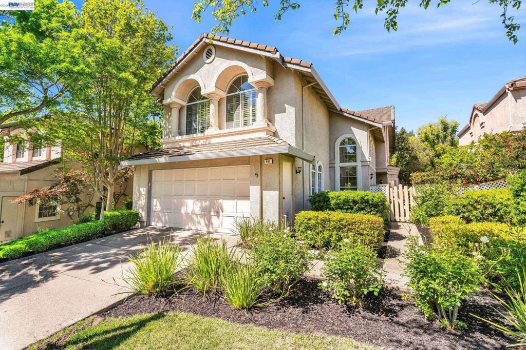 Photo of Listing #41129903