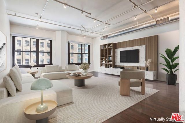 1645 Vine Street # 504, Los Angeles