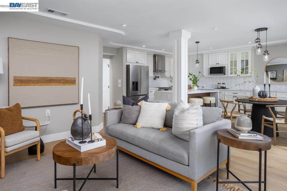 Photo of Listing #41129915