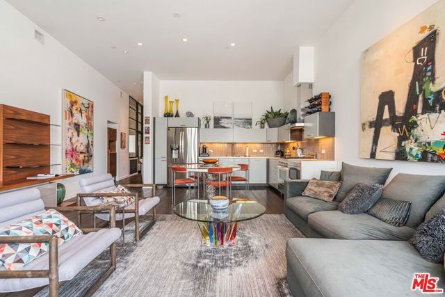 751 N Fairfax Avenue # 4, Los Angeles