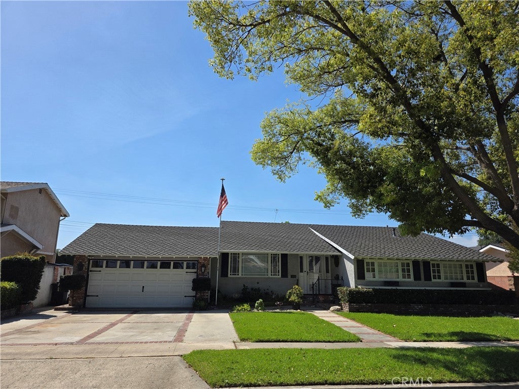 Photo of Listing #PW26074543