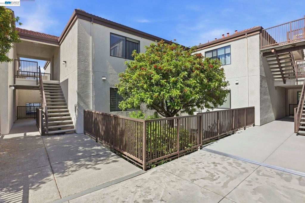 Photo of Listing #41129963