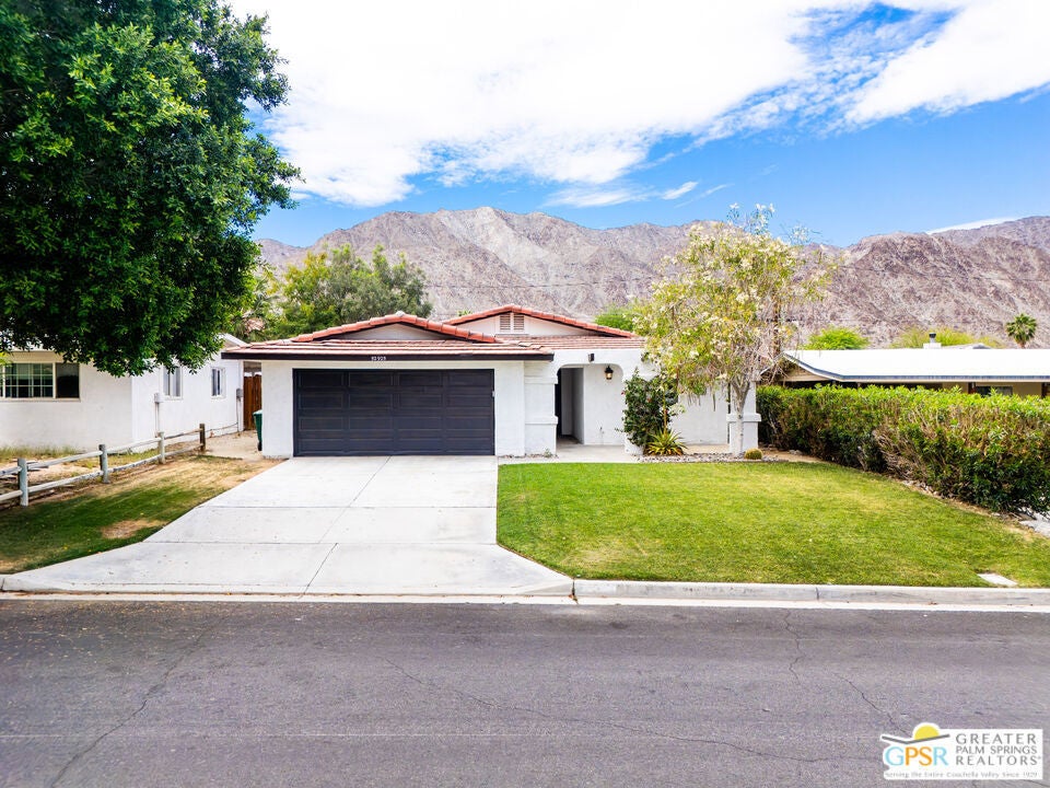 Photo of Listing #26675391PS