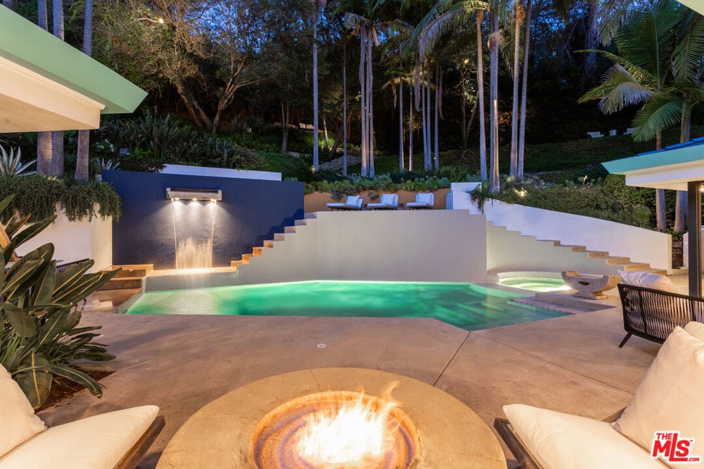 Photo of Listing #26673739