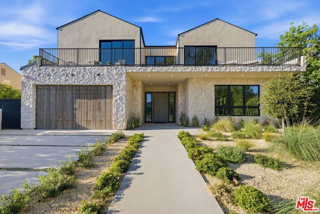 Photo of Listing #26679769