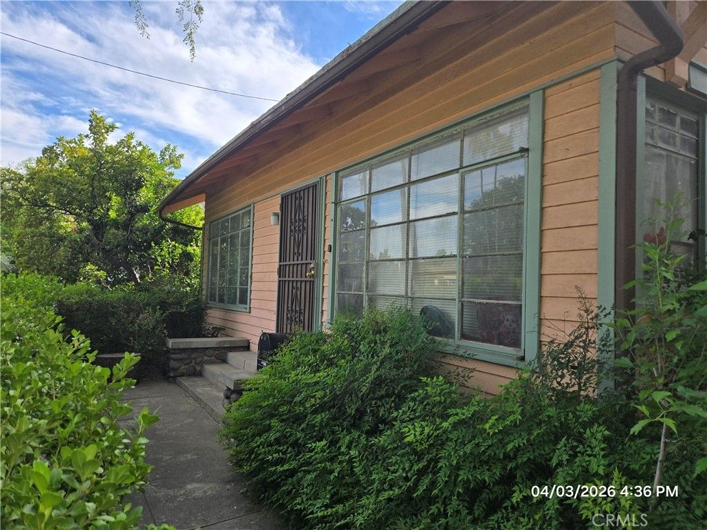 871 S Los Robles Avenue, Pasadena