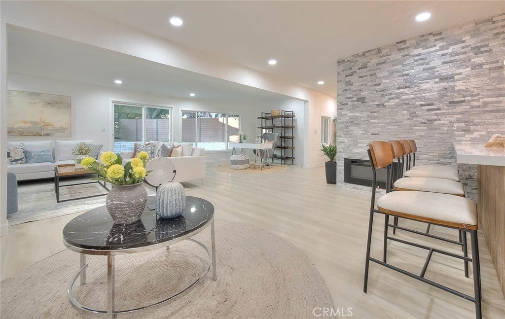 Photo of Listing #TR26075091