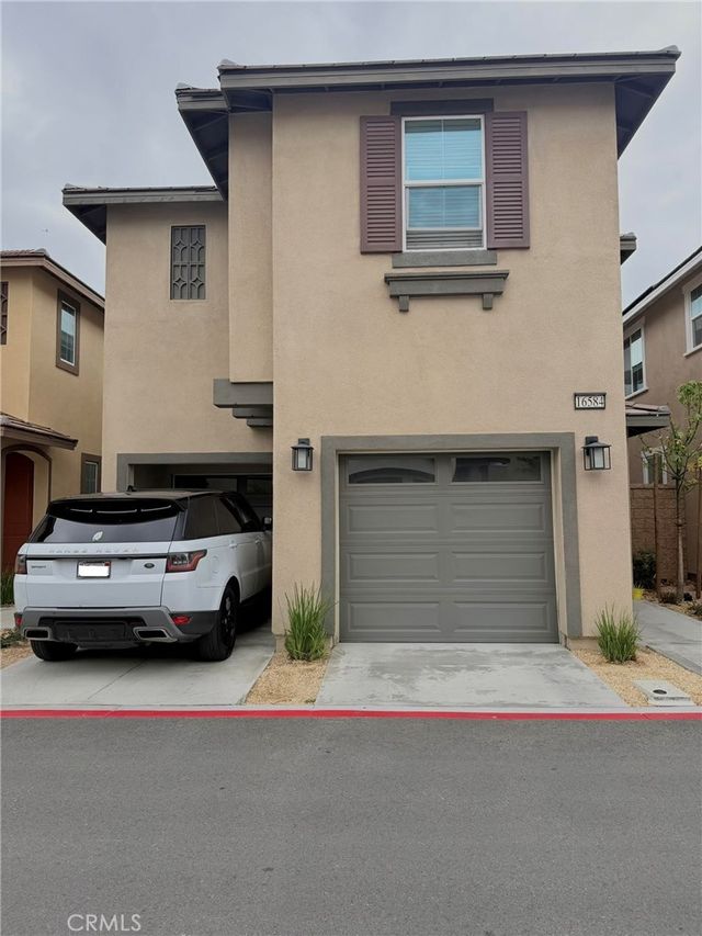 16584 Poppy Seed Ln, Fontana