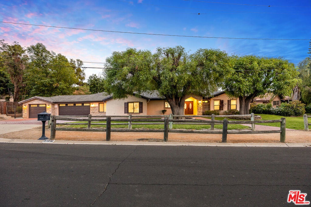 Photo of Listing #26681341