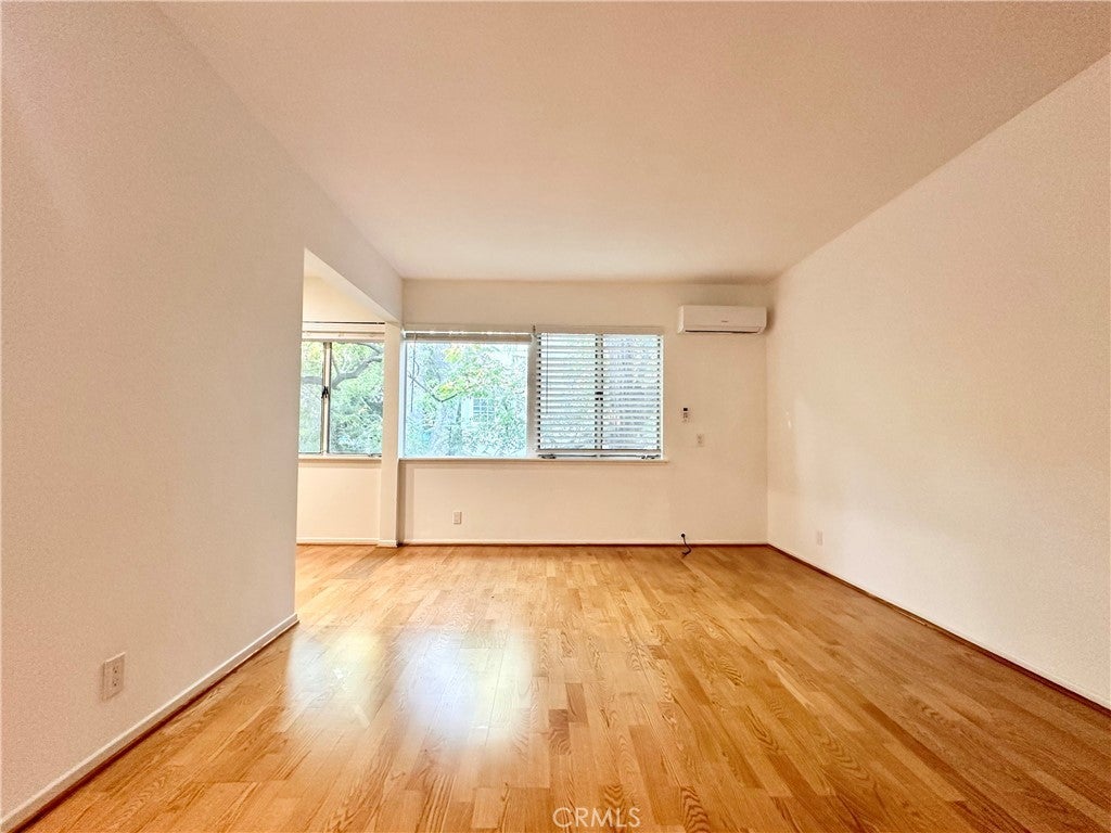 Photo of Listing #TR26074246