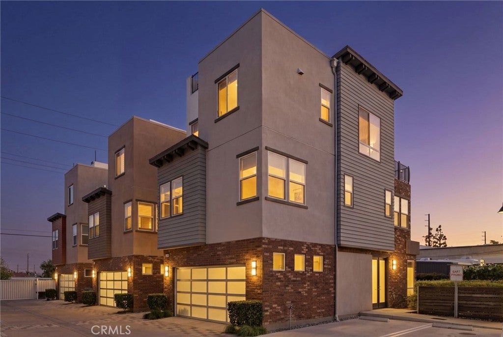 Photo of Listing #OC26073638