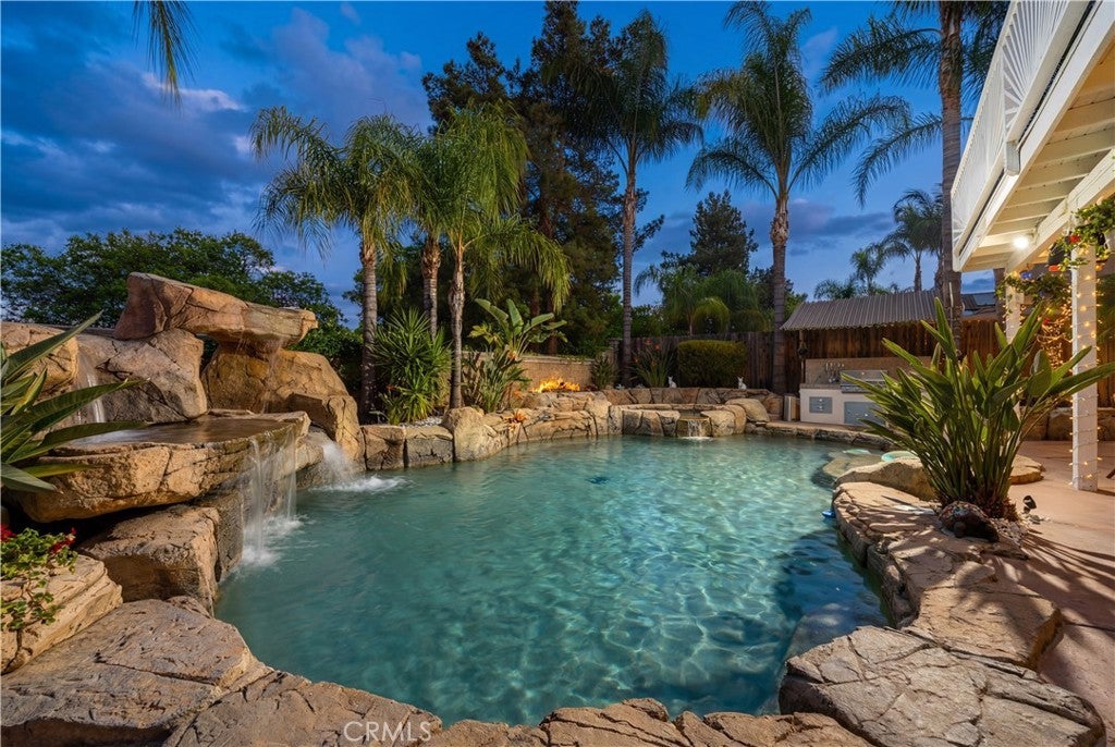 Photo of Listing #IG26074422