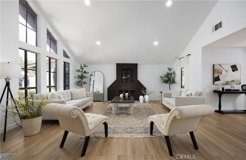 Photo of Listing #OC26067014