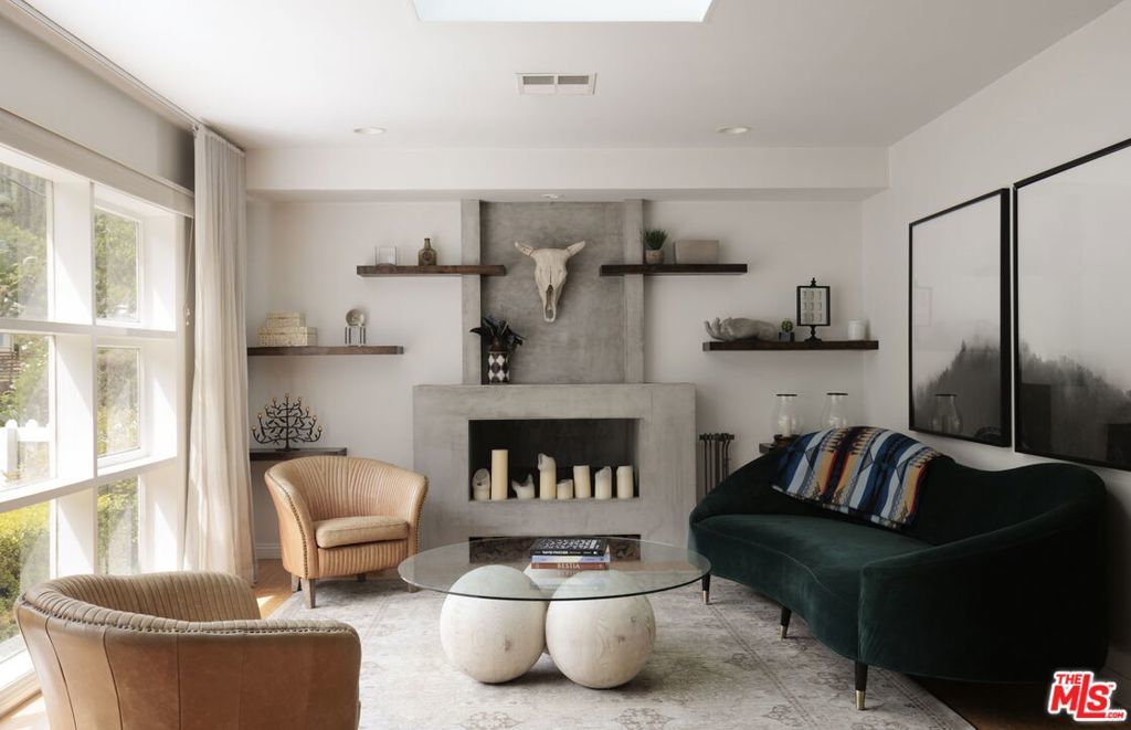 Photo of Listing #26676447