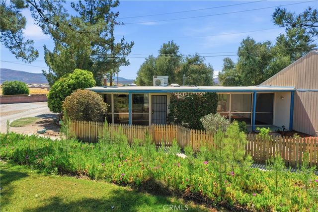 600 Gibbel, Hemet