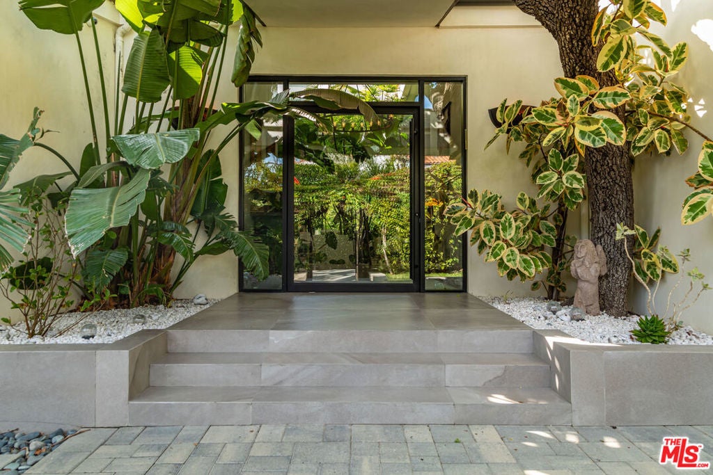 Photo of Listing #26664383