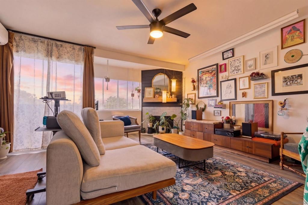 Photo of Listing #260008234SD