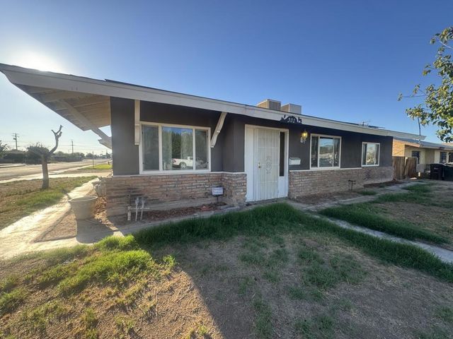 301 N Sola Avenue, Blythe